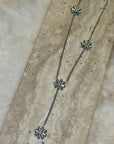 Ketting-kleine-bloemetjes-zilver-lacollections