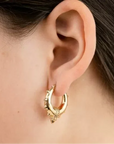 Bali hoop oorbellen goud in oor-LAcollections