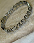 Bangle-bloem-diamantjes-zilver-lacollections