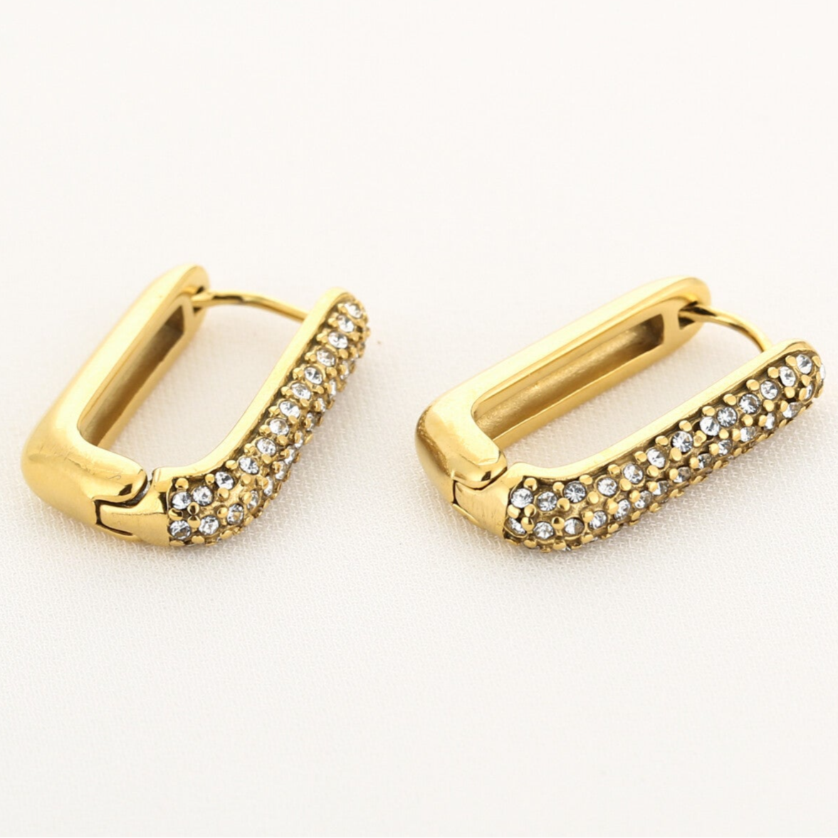 Glamour oorbellen goud liggend-LAcollections