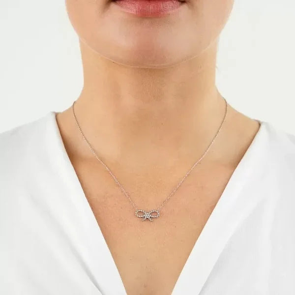Ketting met strikje zilver op model-LAcollections