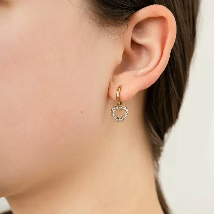 Love oorbellen goud in oor-LAcollections