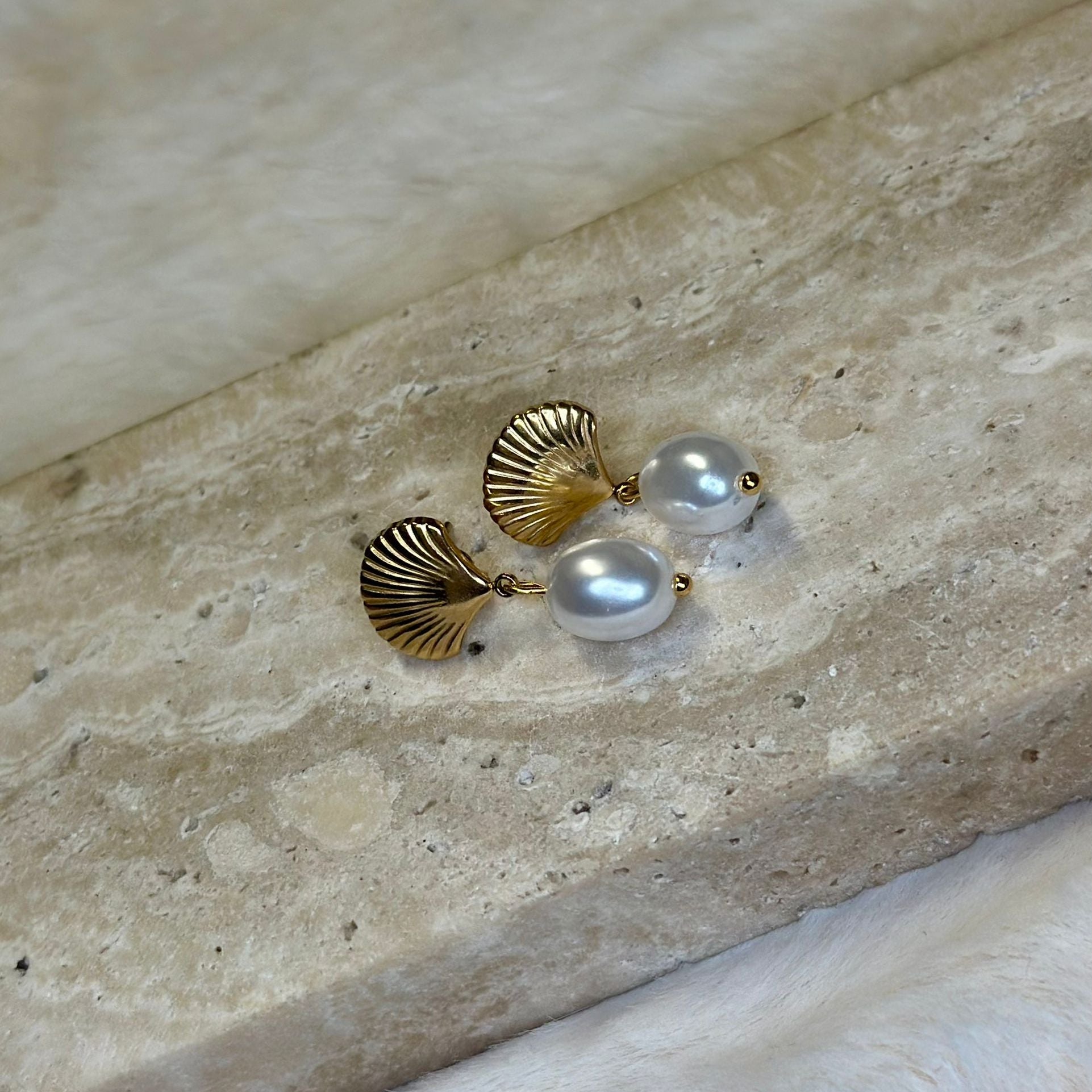 Schelpoorbellen-parel-lacollections